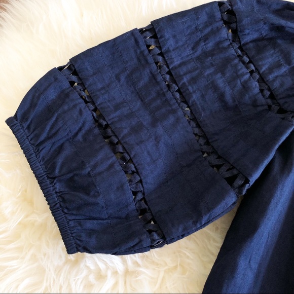 Crown & Ivy Off The Shoulder Puff Sleeve T… - Picture 3 of 8